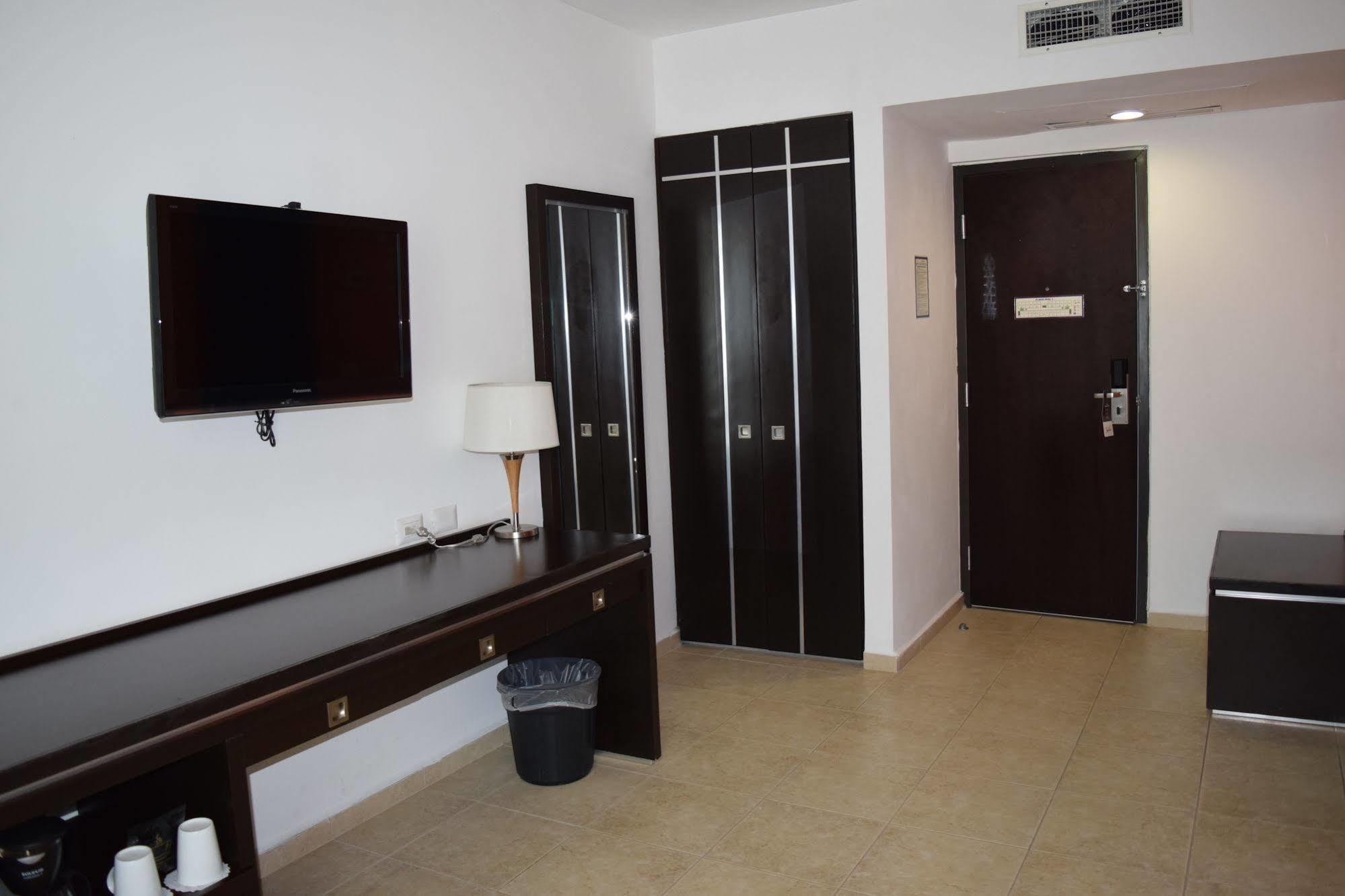 Hotel Oliba Boca Del Rio Zewnętrze zdjęcie